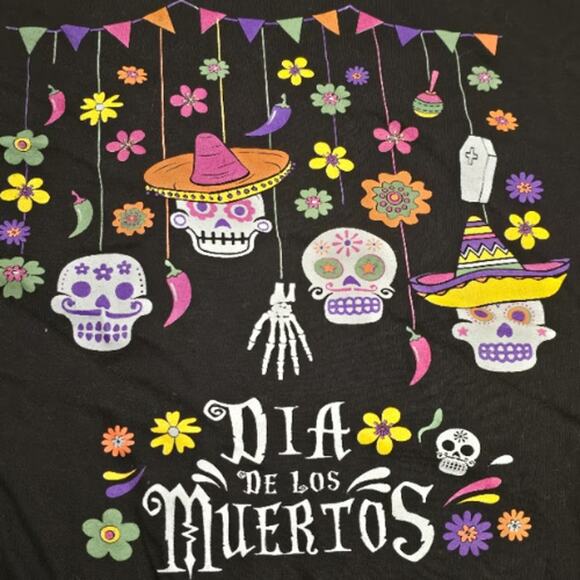 Social Culture Día de los Muertos Crop Tee – Size M (New) - Picture 2 of 4